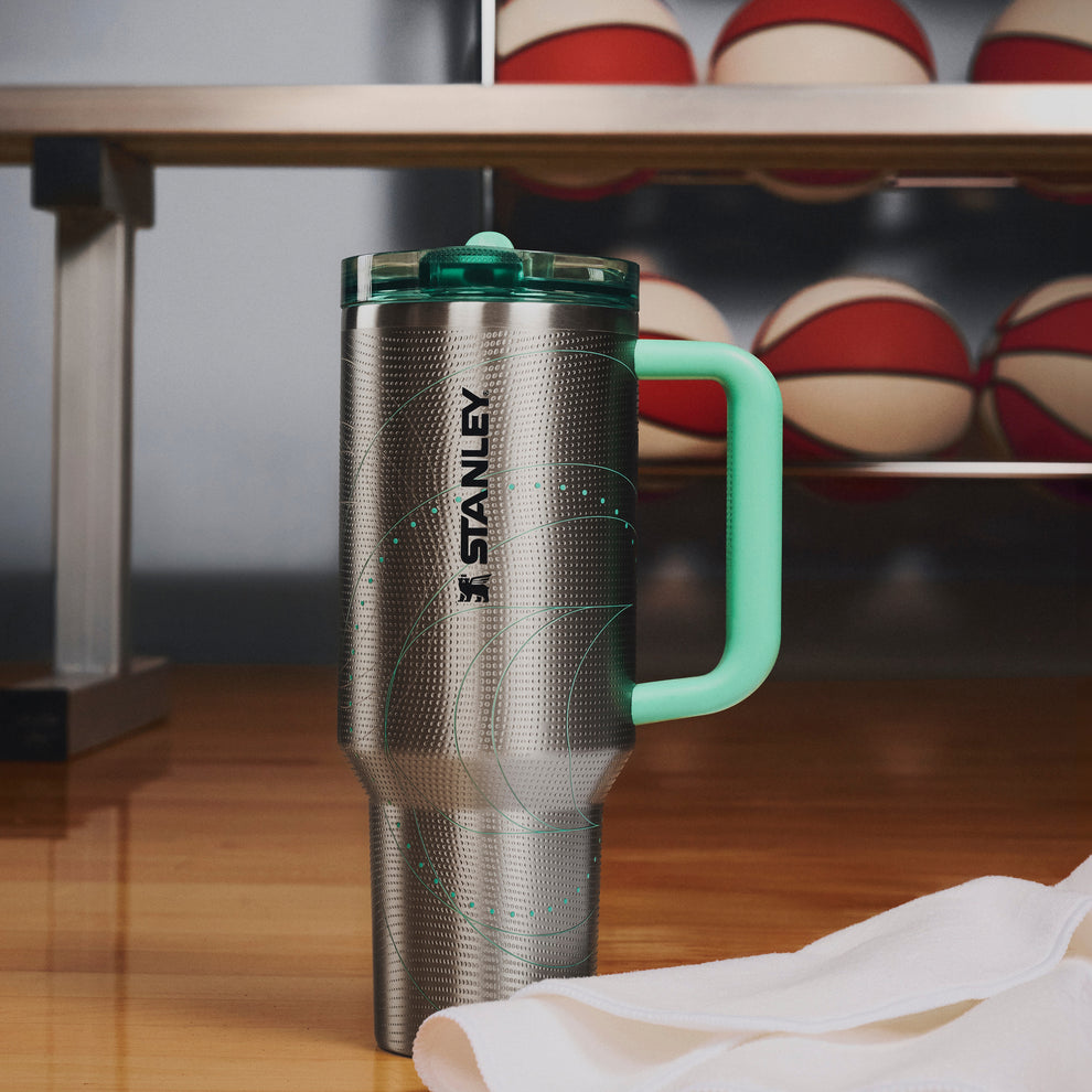Stanley 1913 x Caitlin Clark Quencher® ProTour Flip Straw Tumbler | 40 OZ